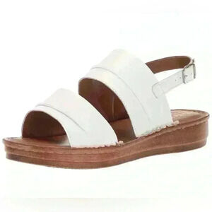 Bella Vita Jes-Italy Sandal, Women's Size 6.5 W, White